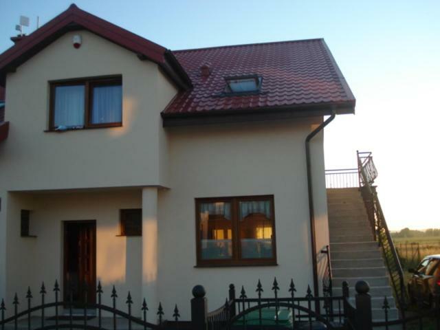 Pokoje Goscinne R10 Рева Екстериор снимка